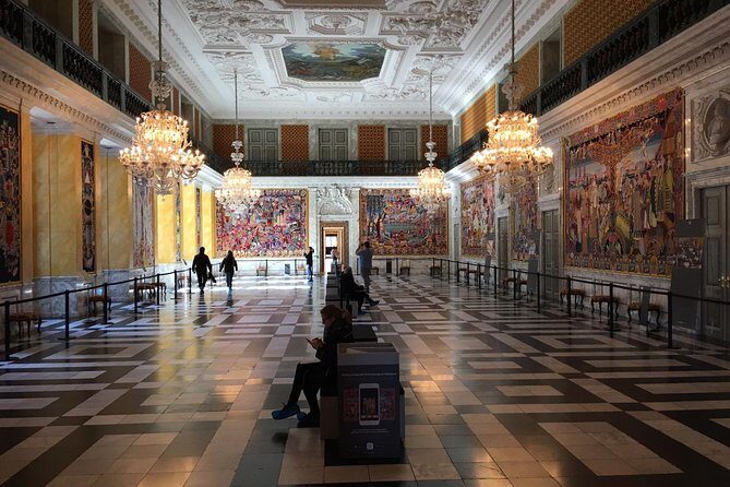 walking tour - Copenhagen and Christiansborg 3 hours - Stop: the main entrance of the 175-year-old amusement park